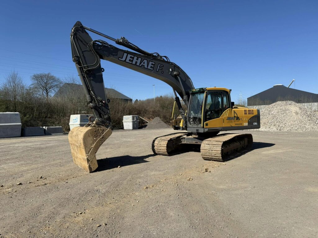 Machine de travail à l'arrêt